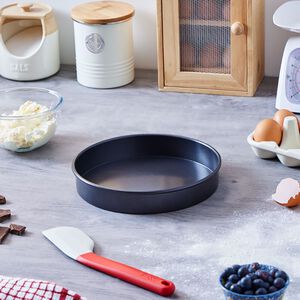  Connoisseur Round Sandwich Cake Pan 9"